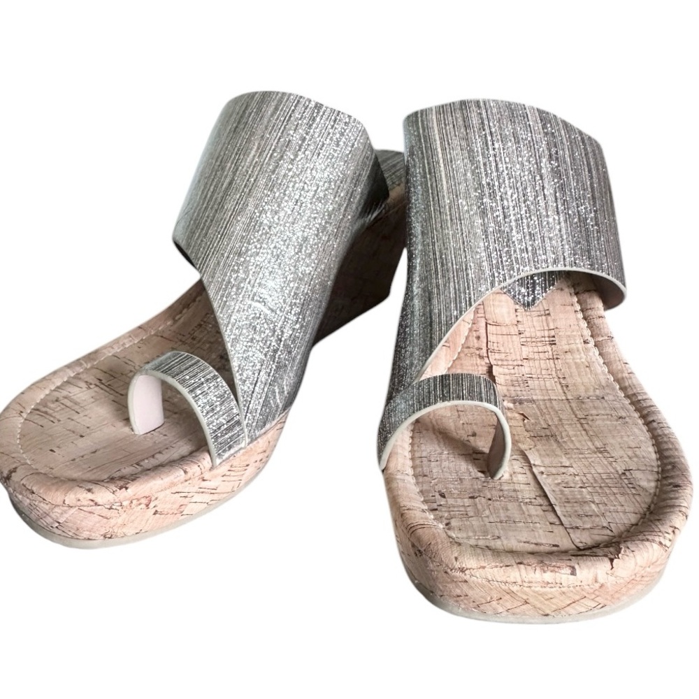DONALD PLINER Women’s Leather & Cork Silver Wedge Sandals Size 10M